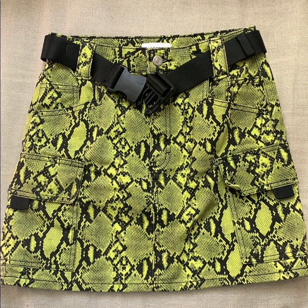 Green snakeskin skirt with clip belt